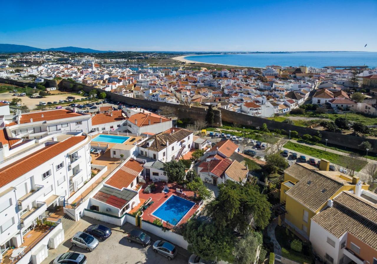 Apartamentos A Cerca لاغوس المظهر الخارجي الصورة